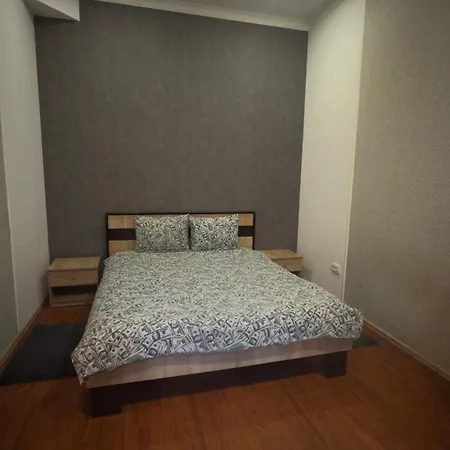 2room Centre *